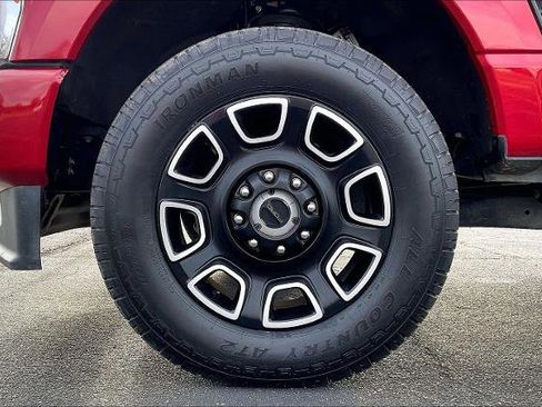 Certified 2023 Ford F250 Platinum image 9