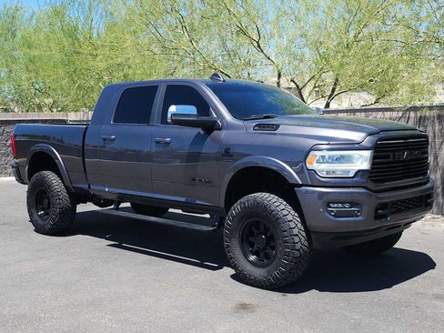 Used 2020 RAM 2500 Laramie AWD/4WD image 2