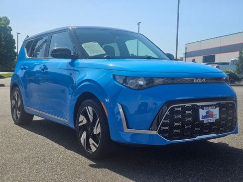 Used 2024 Kia Soul GT-Line FWD image 1