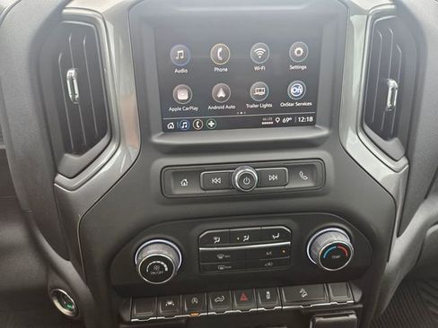 Used 2025 Chevrolet Silverado 1500 Custom Trail Boss w/ Turbomax Blackout Package AWD/4WD image 18