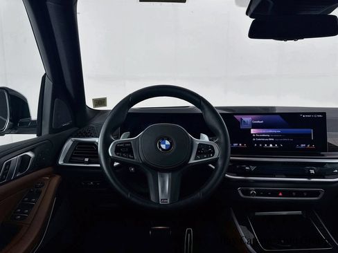 Used 2025 BMW X5 xDrive40i w/ M Sport Package AWD/4WD image 24