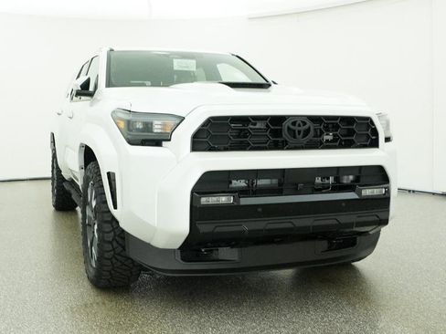 New 2026 Toyota 4Runner TRD Sport Premium AWD/4WD image 5