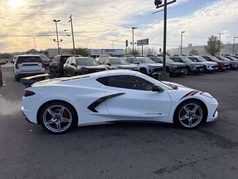 Used 2021 Chevrolet Corvette Stingray Coupe w/ Z51 Performance Package RWD image 5