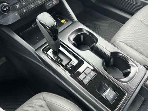 New 2026 Subaru Outback Limited image 15