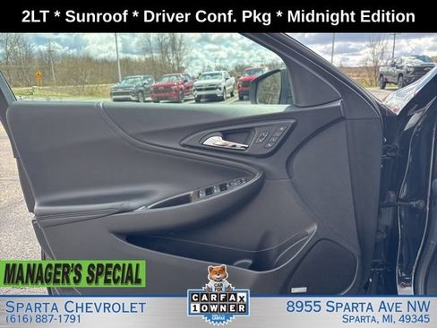 Used 2023 Chevrolet Malibu LT w/ Driver Confidence Package FWD image 9