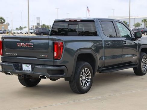 Used 2021 GMC Sierra 1500 AT4 w/ AT4 Premium Package AWD/4WD image 8