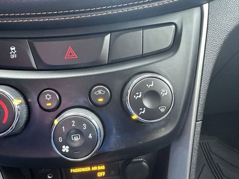 Used 2020 Chevrolet Trax LS w/ Tint and Cruise Package image 28