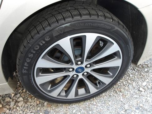 Used 2019 Ford Fusion SE image 31