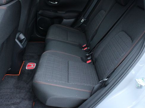 Used 2025 Honda HR-V Sport image 19