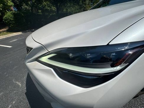 Used 2021 Lexus LS 500 w/ Interior Upgrade Package RWD image 33