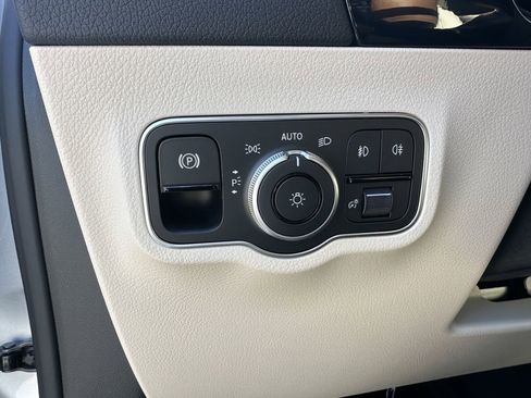 New 2026 Mercedes-Benz GLA 250 4MATIC image 35
