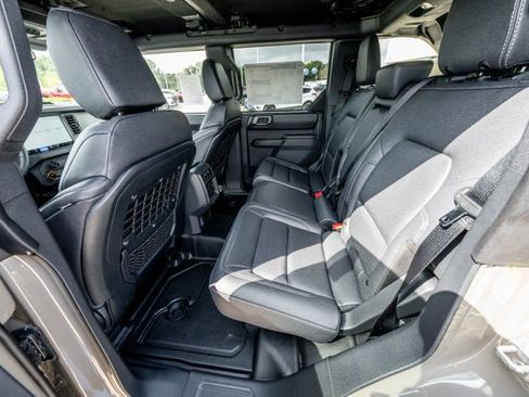 New 2025 Ford Bronco Badlands image 20