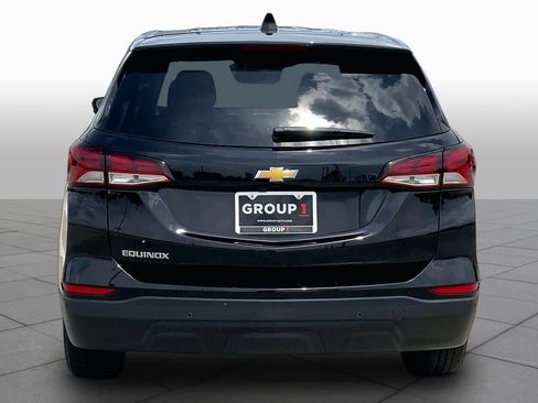 Used 2024 Chevrolet Equinox LS w/ LS Convenience Package FWD image 9