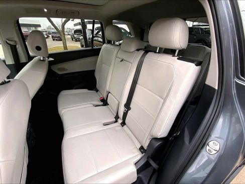 Used 2021 Volkswagen Tiguan SEL image 20