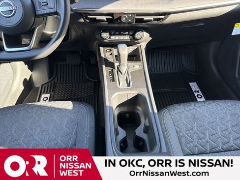 New 2026 Nissan Kicks SV w/ Charging Package image 25