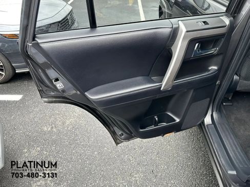 Used 2019 Toyota 4Runner SR5 AWD/4WD image 17