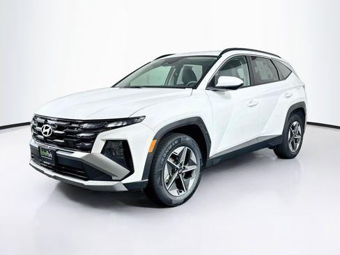 Used 2025 Hyundai Tucson SEL AWD/4WD image 3