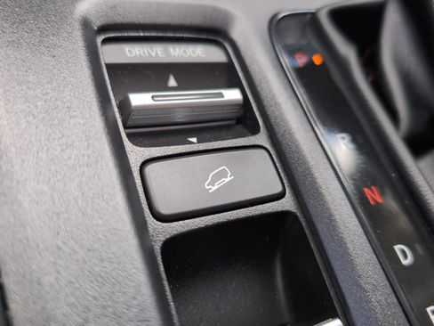 Used 2025 Honda CR-V Sport Touring image 36