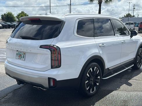 Used 2024 Kia Telluride SX w/ Towing Package FWD image 6
