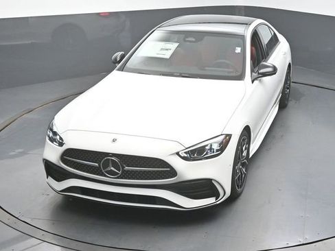 Used 2025 Mercedes-Benz C 300 Sedan image 44