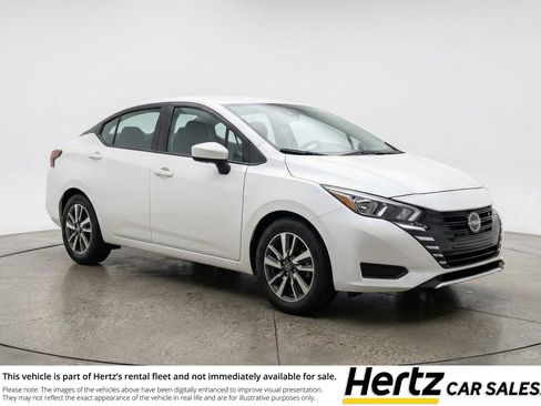 Used 2025 Nissan Versa SV FWD image 1
