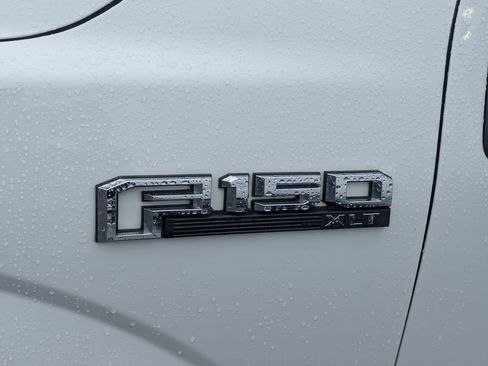 Used 2017 Ford F150 XLT w/ Trailer Tow Package AWD/4WD image 13
