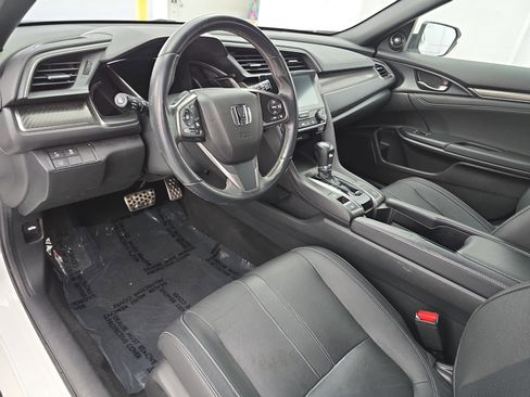 Used 2018 Honda Civic Sport Touring image 15