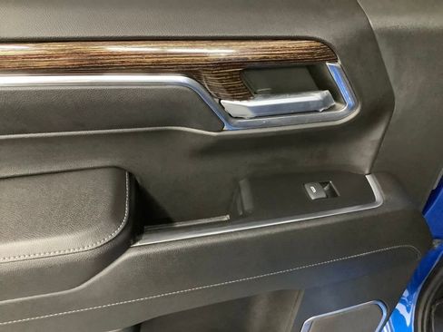 Used 2023 GMC Sierra 1500 Elevation w/ X31 Off-Road Package image 5