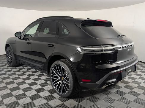 New 2026 Porsche Macan AWD/4WD image 3