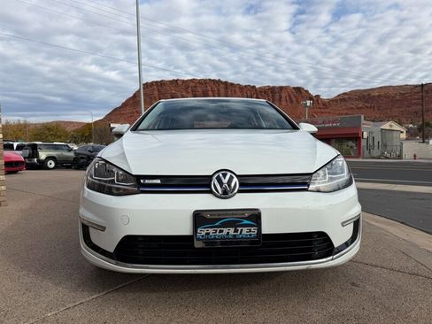 Used 2017 Volkswagen e-Golf SE w/ DC Fast Charging Package image 25