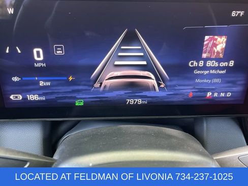 Used 2025 Chevrolet Equinox EV RS w/ Convenience Package II FWD image 12