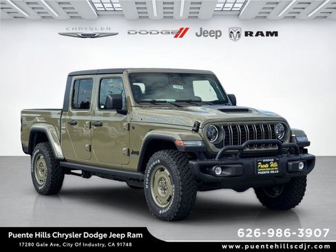 New 2026 Jeep Gladiator Willys AWD/4WD image 1
