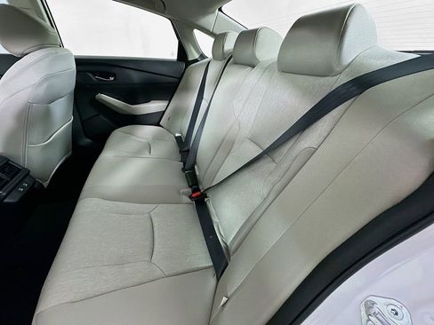 Certified 2025 Honda Accord SE image 4