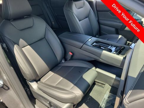 Used 2025 Nissan Murano SV FWD image 20