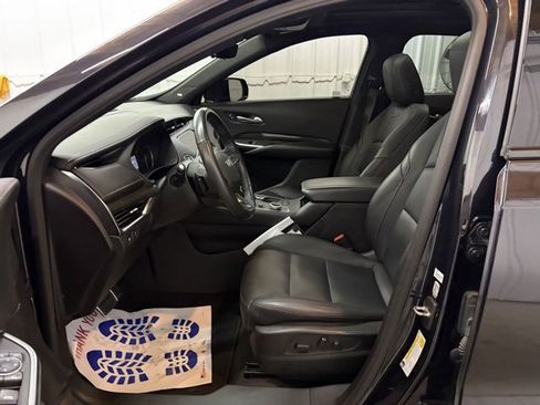 Used 2022 Cadillac XT4 Sport image 27