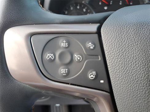 Used 2024 GMC Terrain AT4 image 21