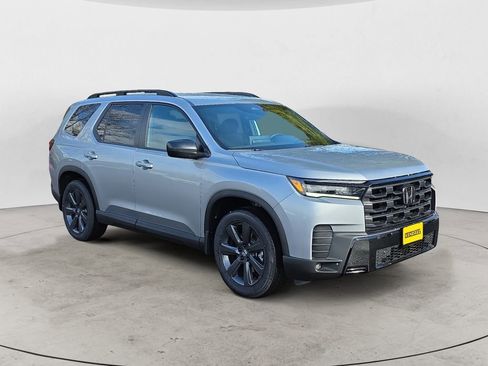 New 2026 Honda Pilot Sport image 7