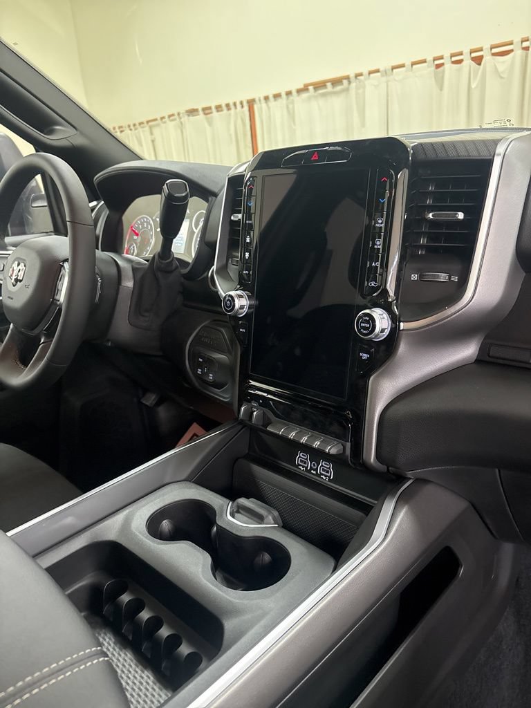 New 2026 RAM 2500 Big Horn AWD/4WD image 26