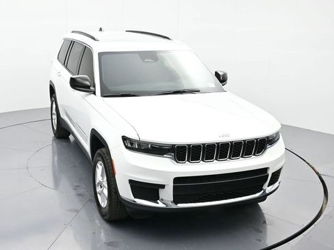 New 2025 Jeep Grand Cherokee L Laredo image 36