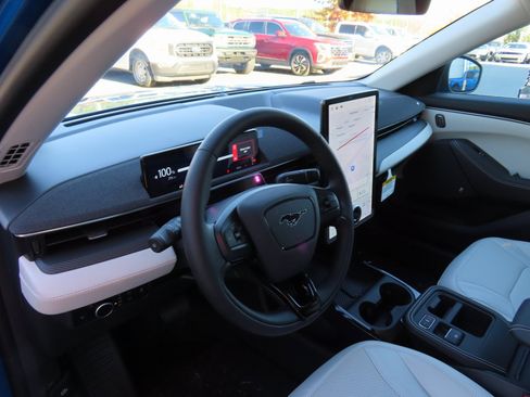 New 2025 Ford Mustang Mach-E Premium image 8