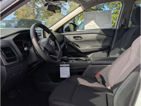 New 2026 Nissan Rogue S image 14