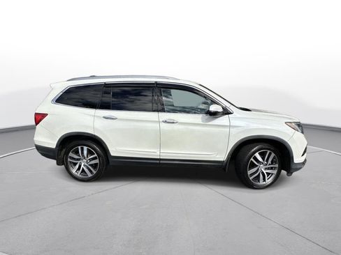 Used 2017 Honda Pilot Elite image 5