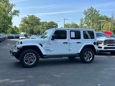 Used 2020 Jeep Wrangler Unlimited Sahara AWD/4WD image 24