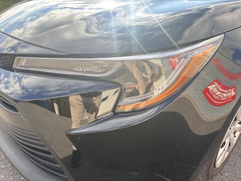 Used 2024 Toyota Corolla LE image 9