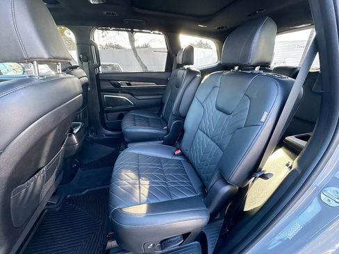 Used 2024 Kia Telluride SX X-Pro image 27