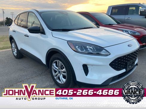 Used 2022 Ford Escape S image 9