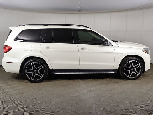 Used 2018 Mercedes-Benz GLS 550 4MATIC image 16