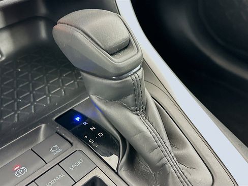 Used 2025 Toyota RAV4 XLE image 25