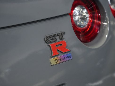 Used 2009 Nissan GT-R Premium image 21