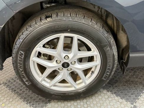 Used 2023 Ford Edge SEL image 13